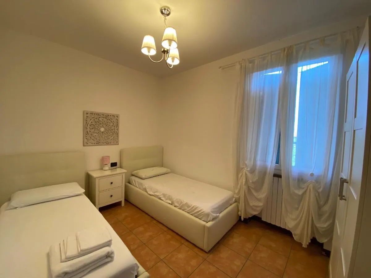 הוילה Casa Argento מנרבה דל גארדה 0*,